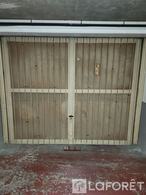  Parking / Garage  louer 14 m