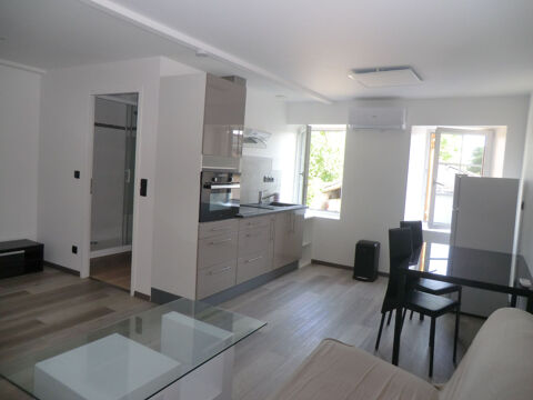  Appartement Meuble 1er étage - Fontaines d'Ozillac Appartement - 2 pièce(s) - 36 m²