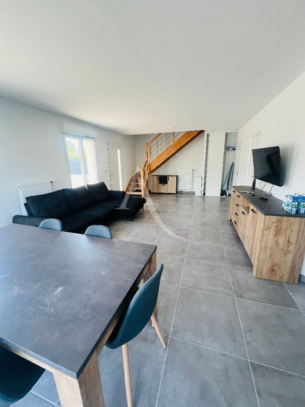 Maison Saran 1 pièce(s) 120 m2 divisée en 4 chambres