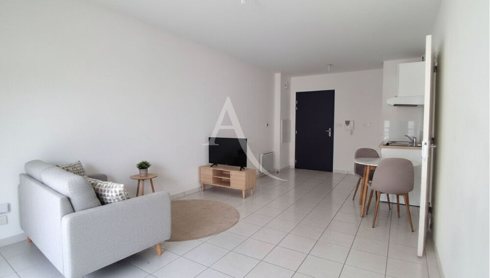 Couëron Bourg appartement 2 pièces.