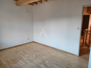  Maison à louer 4 pièces 102 m²