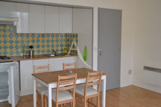  Appartement à louer 1 pièce 33 m²