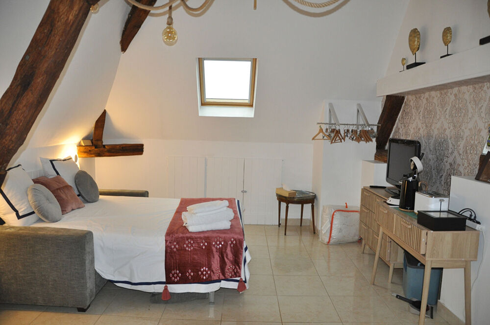 Studio meublé toutes charges comprises à St Germain du Bois