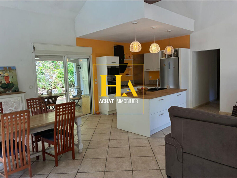 � vendre  Maison Saint-Pierre (97410)