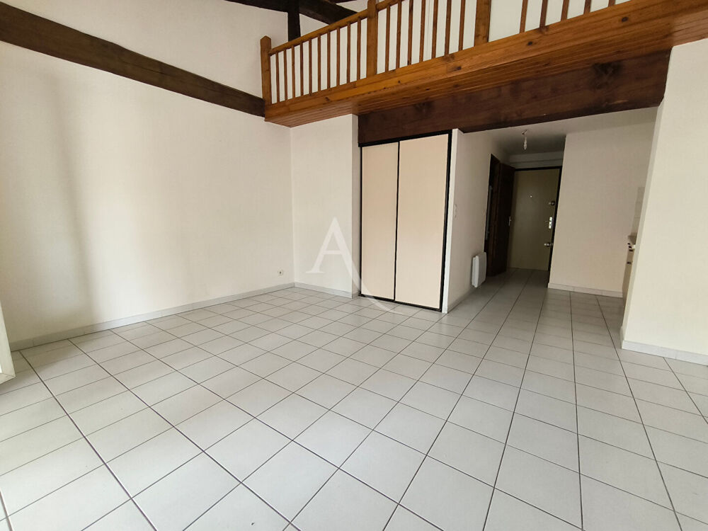 NARBONNE - Appartement T1 BIS à louer avec balcon