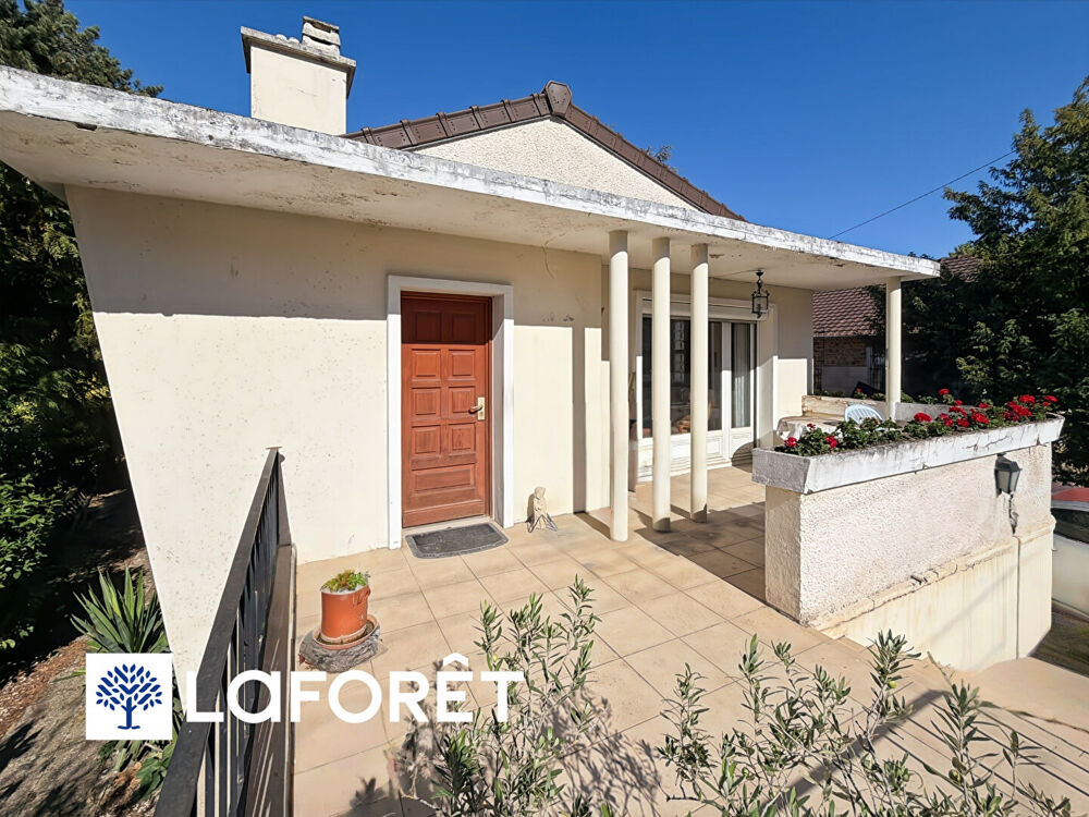 Vente Maison Maison 4 pièces à vendre à Ris-Orangis - Beau terrain avec sous-sol total Ris orangis