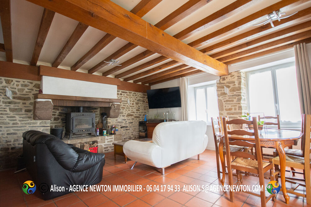 Vente Maison MAYENNE, Gorron, La Dorée : jolie maison individuelle en pierre de 3 chambres avec jardin, située en bordure de village. La doree