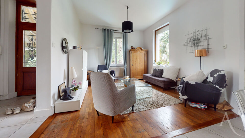 Vente Maison EXCLUSIVITE - Villa de charme des années 30 - 168 m²  - Jardin arboré, piscine, terrasses - Calme et élégance Saint martin d heres