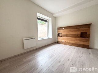  Appartement à louer 3 pièces 69 m²