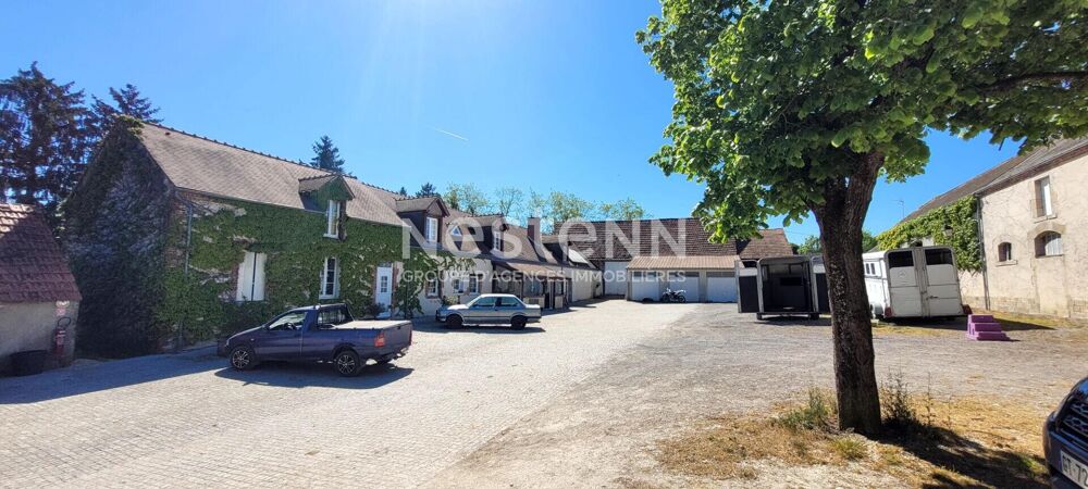 Complexe équestre professionnel avec habitations et infrastructures haut niveau. 15 hectares