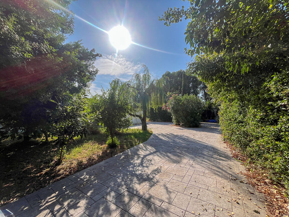 Maison 6 pièces 140 m² · à Saint Cyprien · 140 m² · 649 000 €