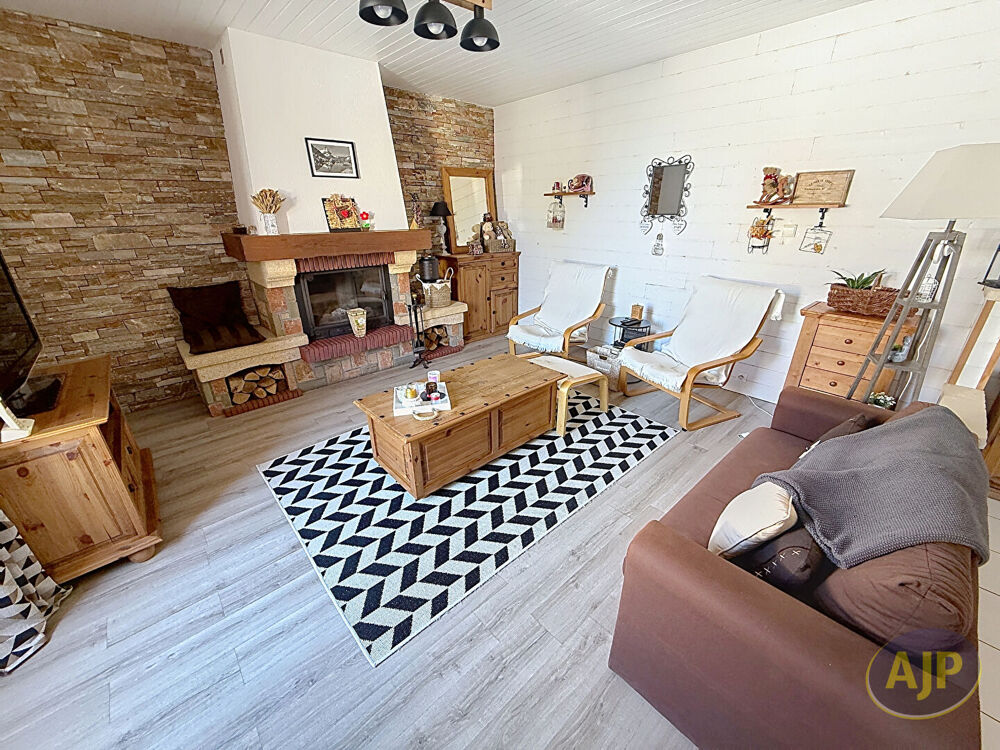 Vente Maison SAINT-MACAIRE-EN-MAUGES - MAISON DE CHARME À DEUX PAS DU BOURG ! Sevremoine