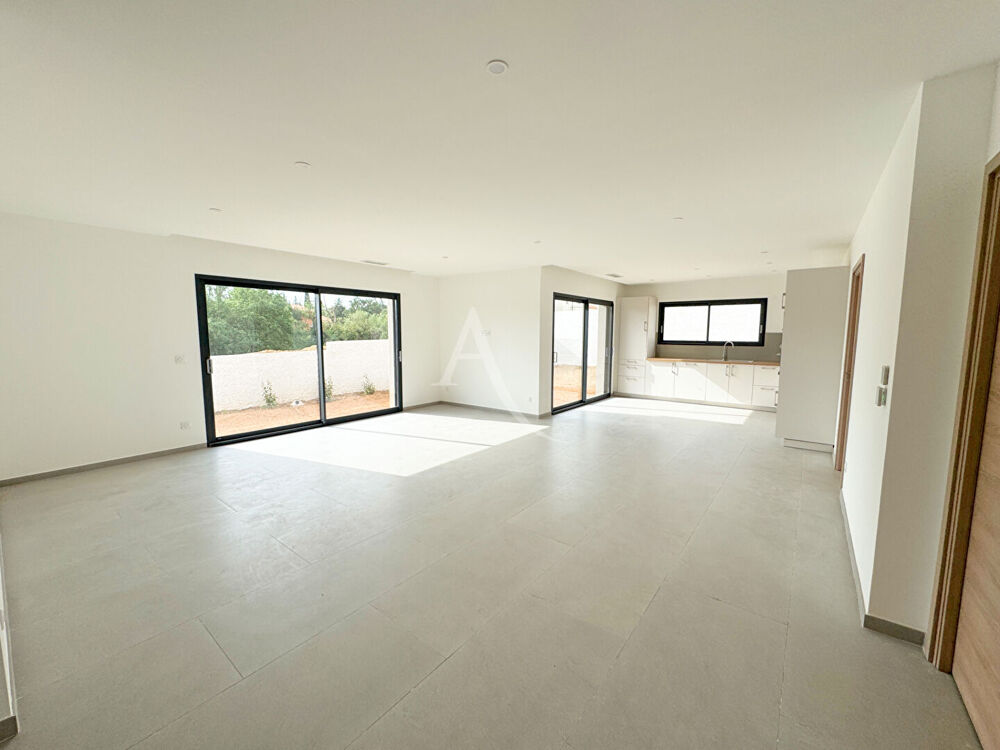 Vente Maison THUIR : Maison neuve en 3 faces - 130 m²  avec JARDIN PISCINABLE ET GARAGE ! Thuir