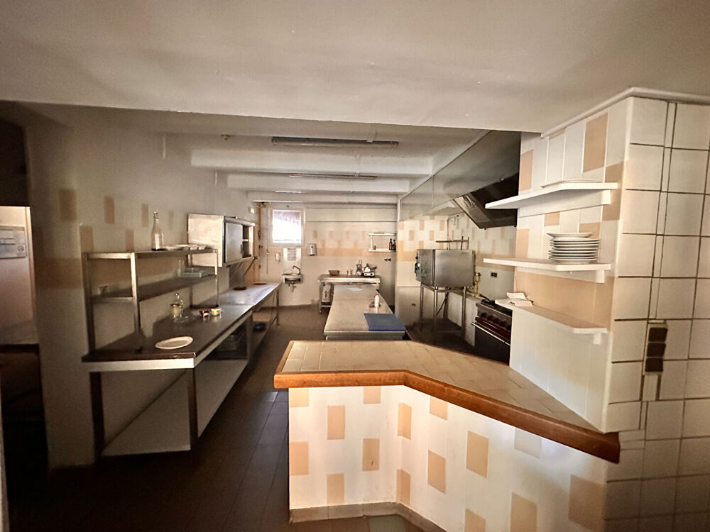   Hotel  Apt 11 pièce(s) 425 m2 Apt