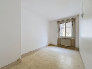  Appartement à louer 2 pièces 60 m²