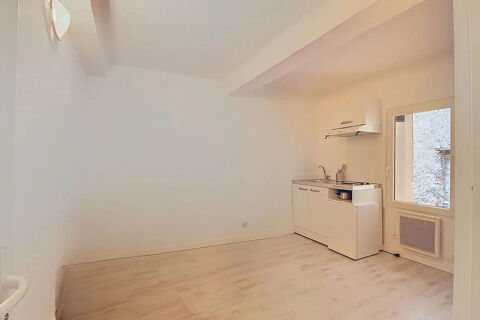    LOUER - EN EXCLUSIVIT -  SALERNES - STUDIO 14m2 + BUANDERIE DE 2,25m Appartement - 1 pice(s) - 13 m