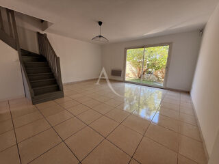  Maison à louer 4 pièces 105 m²
