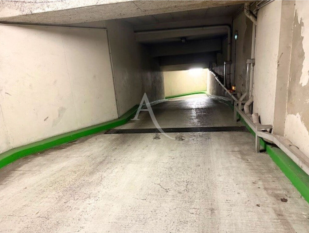 Location Parking/Garage Parking / box Paris 1 pièce(s) Paris 7