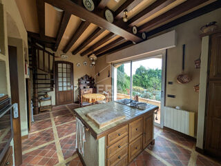  Maison à vendre 11 pièces 
