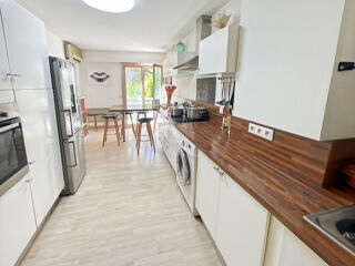  Appartement � vendre 5 pi�ces 131 m�