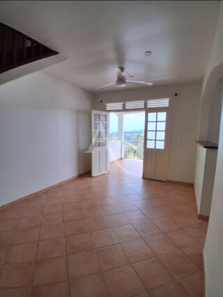  Appartement � louer 4 pi�ces 79 m�