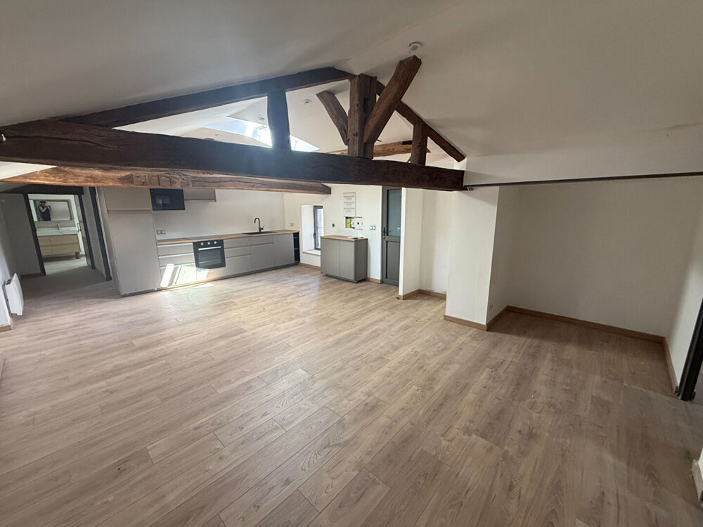 Vente Appartement Superbe T4 rénové, 85 m², 3 chambres, Parking...Coup de coeur Chatillon sur chalaronne