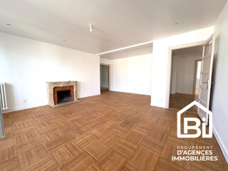  Appartement à vendre 5 pièces 136 m²