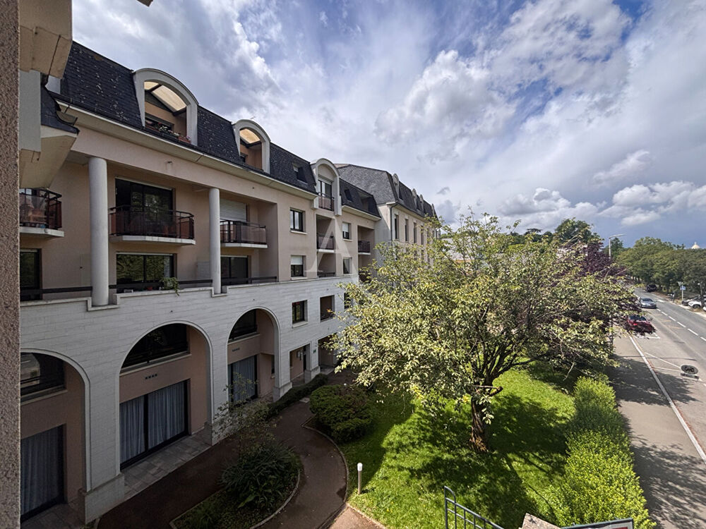 Vente Appartement Appartement - studio résidence sénior avec vue sur la Mayenne Laval