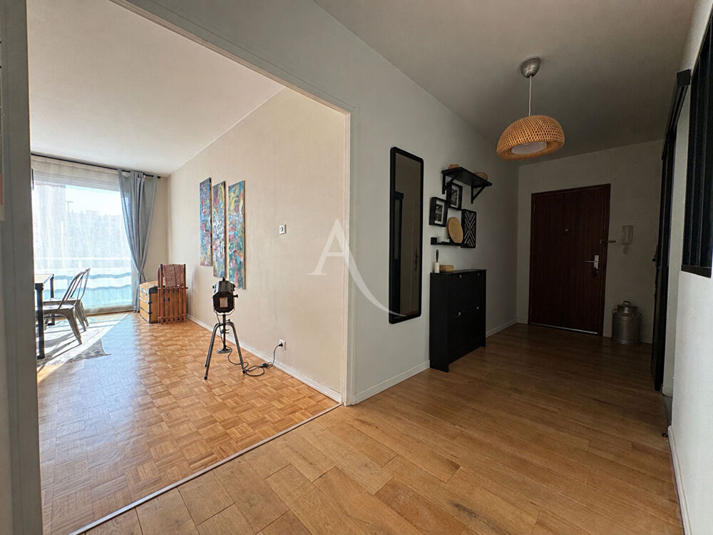 Vente Appartement A VENDRE coeur de ville DIJON ARQUEBUSE. T3 de 88m² avec balcon et garage . Dijon