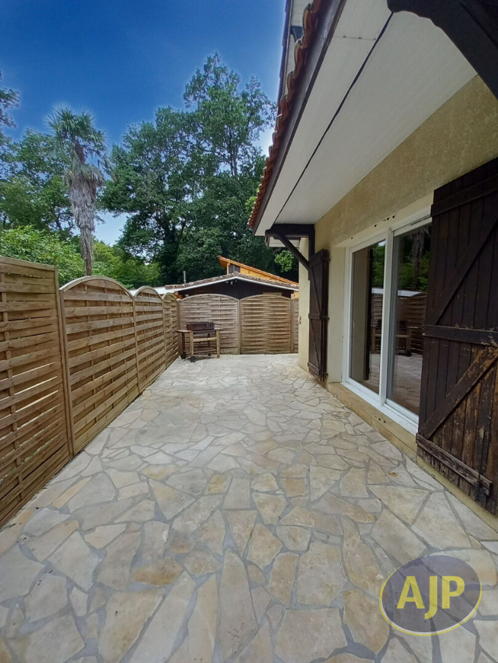 Maison à étage T5 sur Bégadan