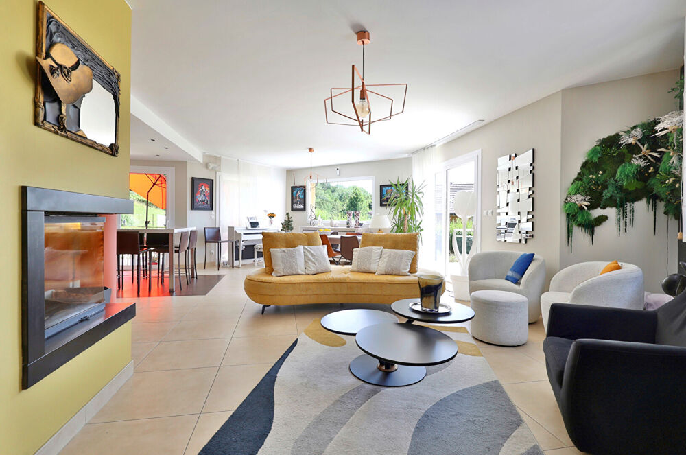Maison Gresy Sur Aix 7 pièce(s) 281 m2 au calme avec vue sur le lac du Bourget