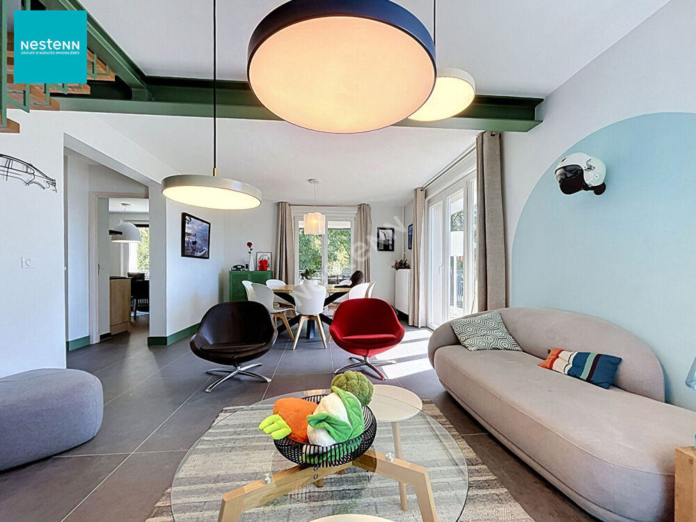 Vente Maison ANNECY-LE-VIEUX _ Maison de ville en duplex 8 pièces, de 170 m², avec jardin, piscine et garage, à vendre Annecy le vieux