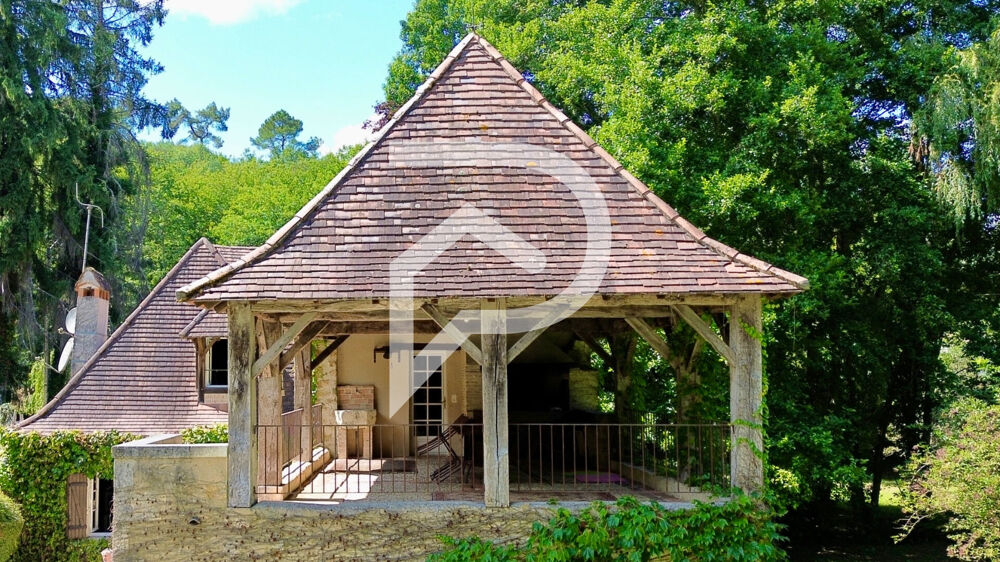 Moulin du 17ème siècle à ISSAC (24400)