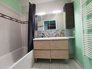  Appartement � vendre 4 pi�ces 77 m�