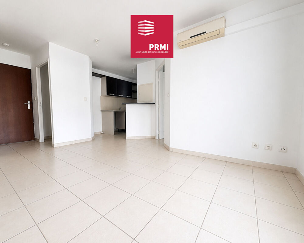 Vente Appartement SAINT-DENIS CENTRE : Appartement T2 avec grande varangue, vue montagne et parking sécurisé Saint denis