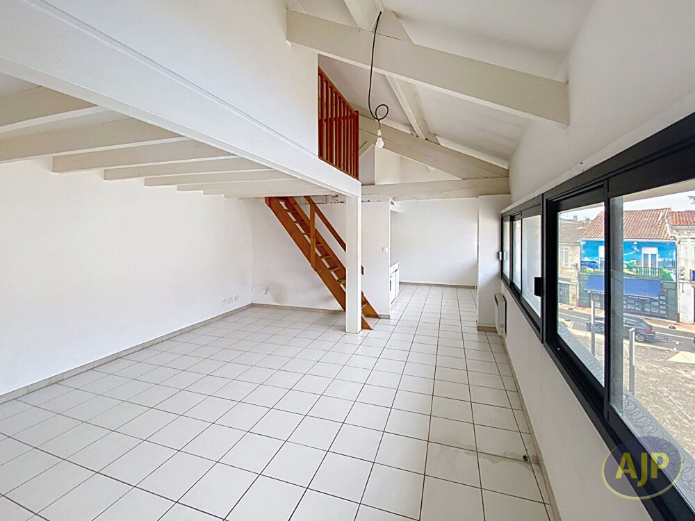 Lesparre Medoc Appartement T3 DUPLEX 56m2