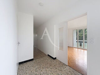  Appartement � louer 4 pi�ces 98 m� Chateau gontier