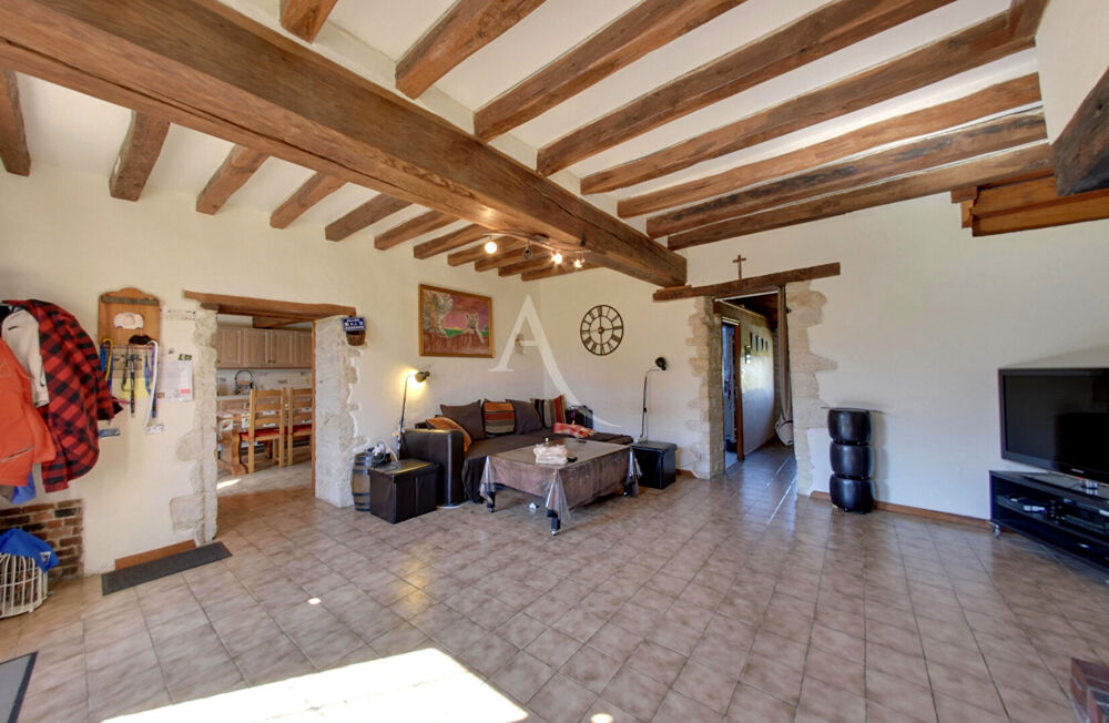 Vente Maison Coup de coeur à 15 km d'Auxerre : Charme authentique et volumes généreux Poilly sur tholon