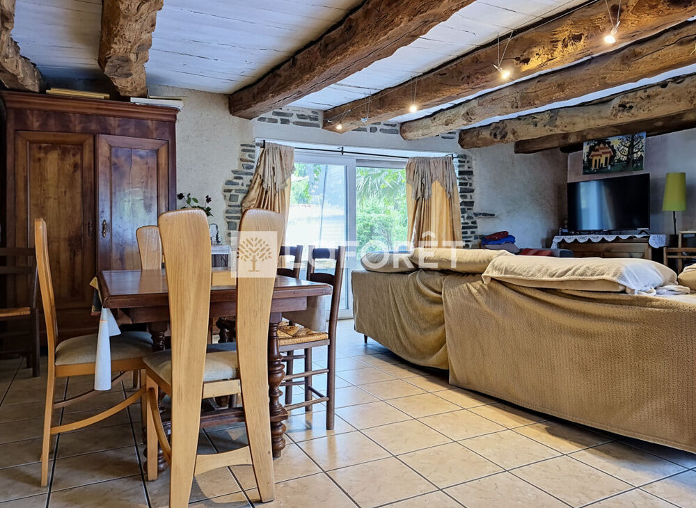 Vente Maison Maison Loyat 8 pièce(s) 198 m2 Loyat