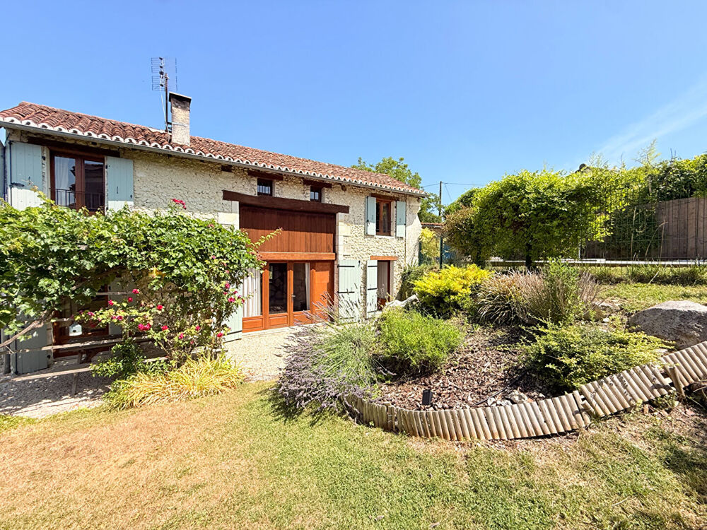 MAISON DE VILLAGE