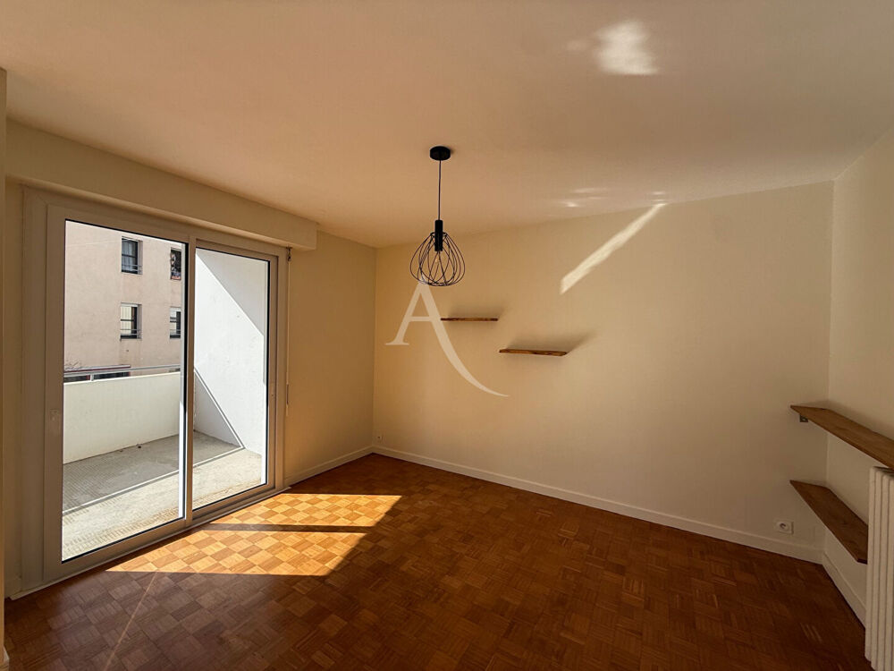 Location Appartement Appartement La Roche Sur Yon 2 pièce(s) 62.99 m2 La roche sur yon