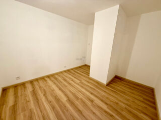  Appartement  vendre 4 pices 69 m