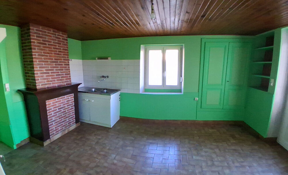 Location Appartement Appartement de plein-pied, au bourg de Commenailles Commenailles