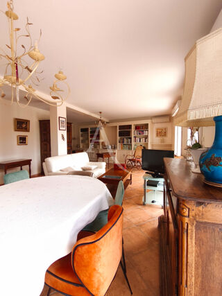  Appartement  vendre 5 pices 162 m