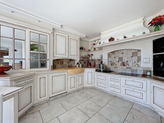  Maison � vendre 6 pi�ces 230 m�