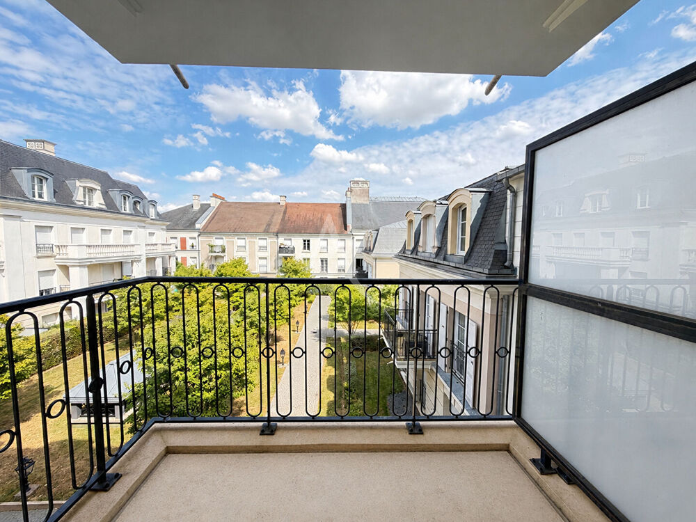 Emplacement premium à Serris - 3P avec balcon et 2 places de parkings