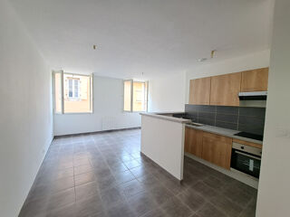  Appartement à louer 3 pièces 60 m²