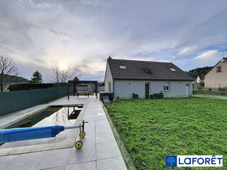  Maison � vendre 10 pi�ces 145 m�