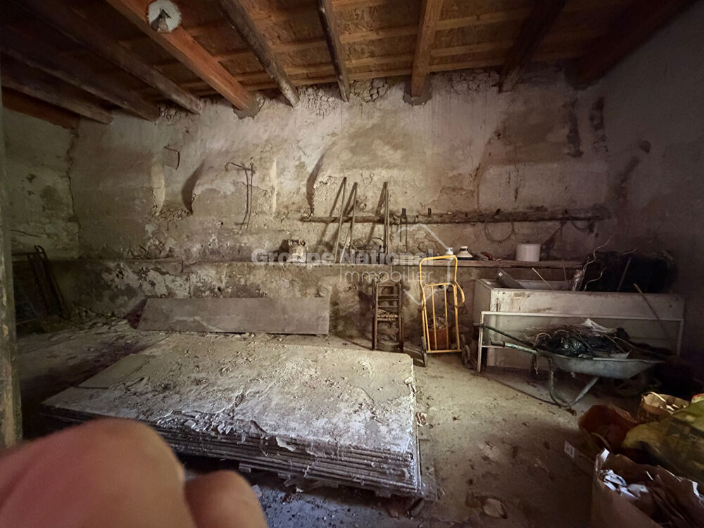 Vente Maison Maison à rénover sur 578m2 de terrain lot A Saint genies de malgoires
