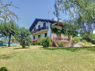  Maison  vendre 7 pices 180 m